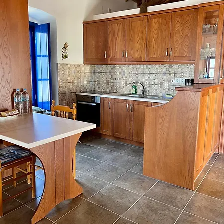 Politeika Traditional House 아파트 Tirós