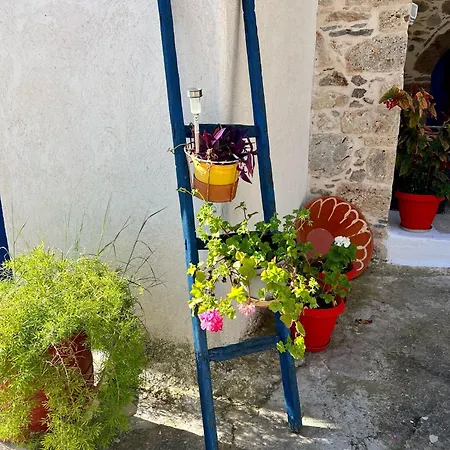 Politeika Traditional House Apartamento