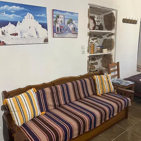 Appartement Politeika Traditional House Tirós