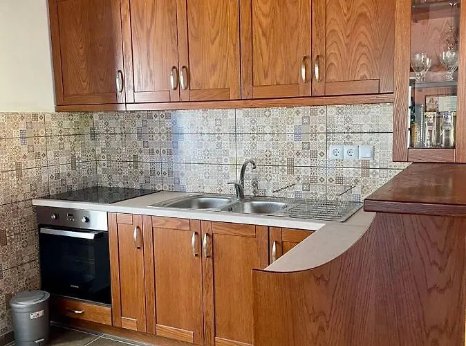 Politeika Traditional House *