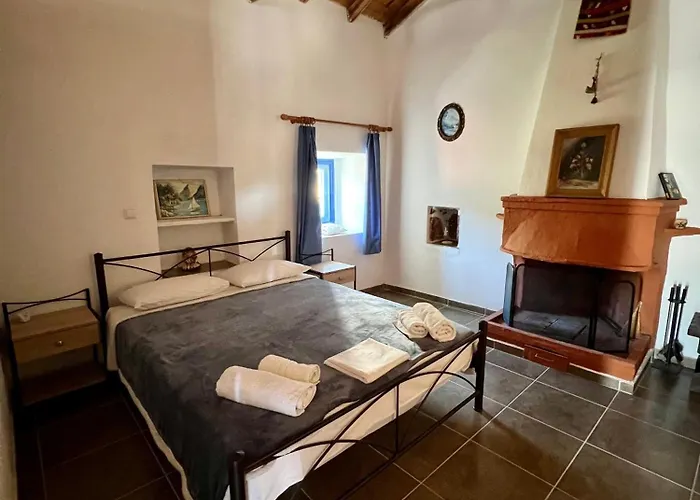 Politeika Traditional House Апартаменты *